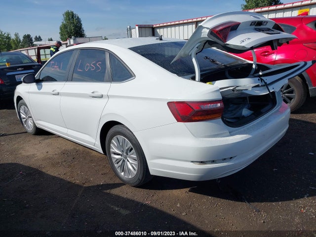 3VWN57BU2KM099398 Volkswagen JETTA S