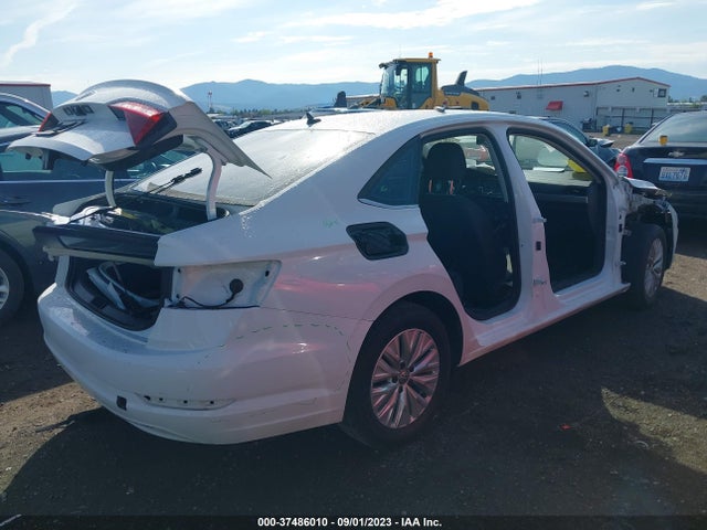 3VWN57BU2KM099398 Volkswagen JETTA S