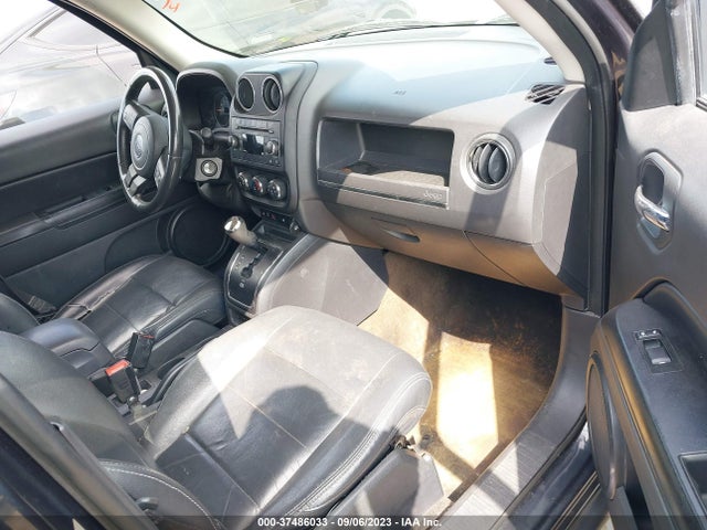 1C4NJPFAXFD126542 Jeep Patriot High Altitude Edition