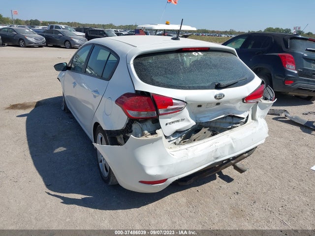 KIA Forte 5-door Lx 2016 KNAFK5A81G5631954 Image 6