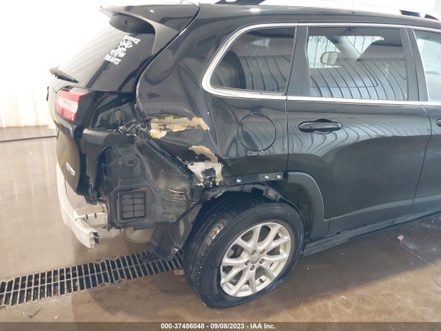 2016 JEEP CHEROKEE LATITUDE VIN: 1C4PJMCB6GW289828