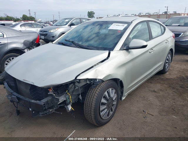 Hyundai ELANTRA SE 2017 KMHD74LF0HU111619 Image 2