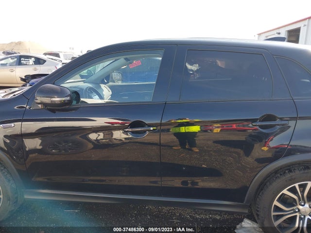 JA4AR3AU5HZ003698 Mitsubishi Outlander Sport 2.0