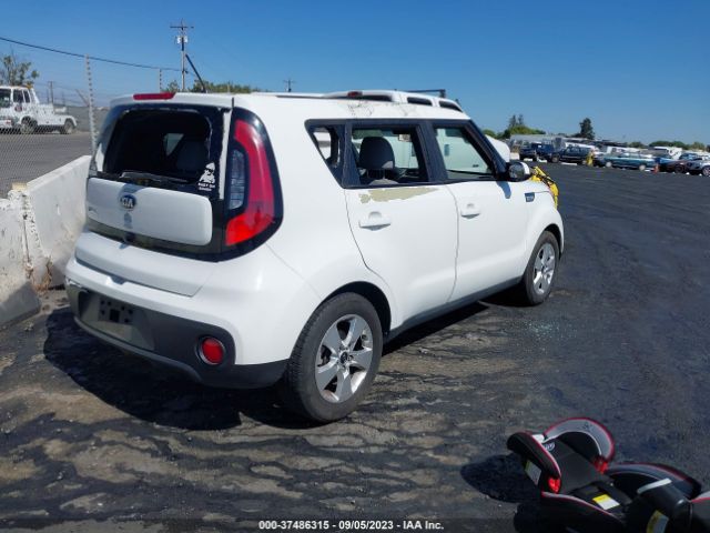 KNDJN2A25H7446407 KIA Soul Base