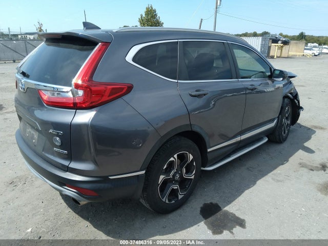 2018 HONDA CR-V TOURING VIN: 7FARW2H96JE083414
