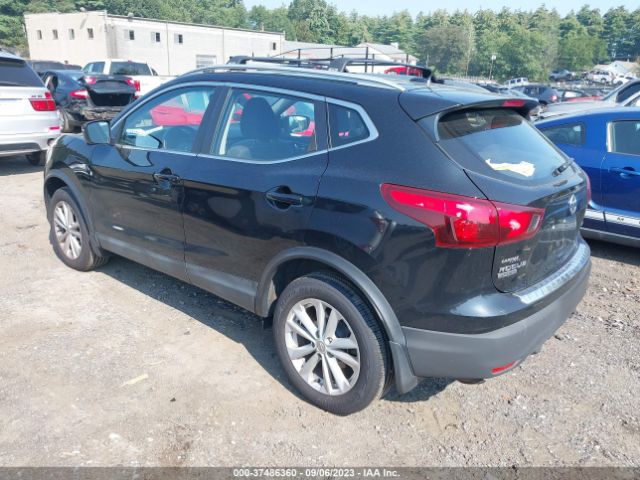 JN1BJ1CR3JW206341 Nissan Rogue Sport Sv