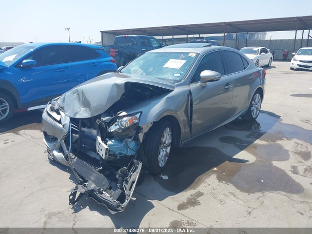 JTHBA1D25G5024152 Lexus IS 200T