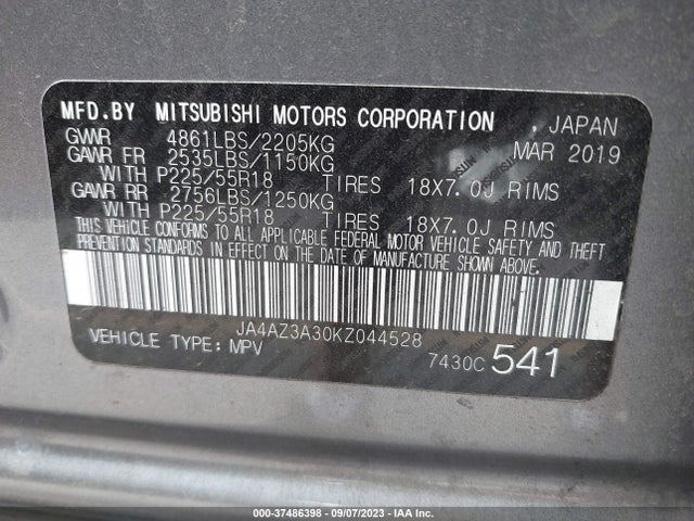 JA4AZ3A30KZ044528 Mitsubishi Outlander Se