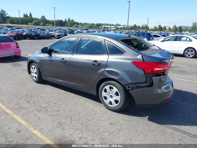 1FADP3E29FL386035 Ford FOCUS S