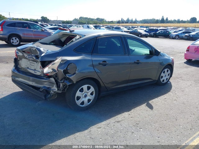1FADP3E29FL386035 Ford FOCUS S
