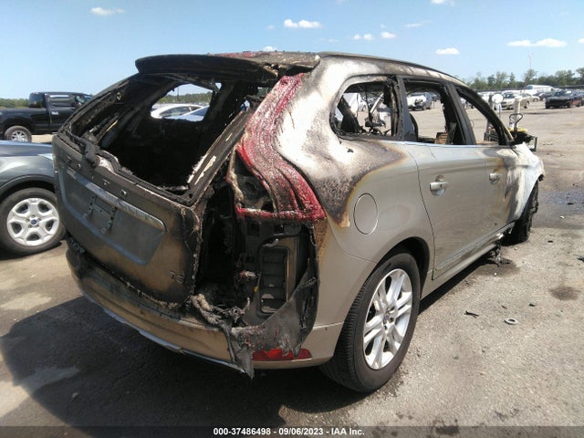 2015 VOLVO XC60 T5 PREMIER VIN: YV440MDK8F2689929