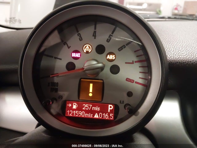 2010 MINI COOPER WMWMF3C57ATZ25445 Photo 6