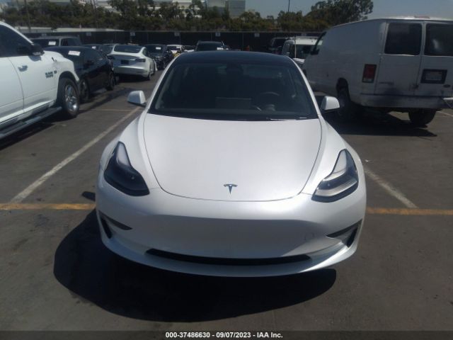 5YJ3E1EA2PF571877 Tesla MODEL 3