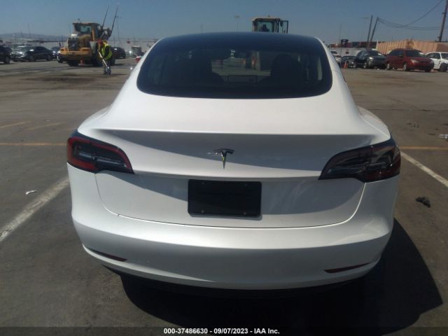 5YJ3E1EA2PF571877 Tesla MODEL 3