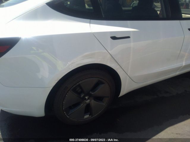 5YJ3E1EA2PF571877 Tesla MODEL 3