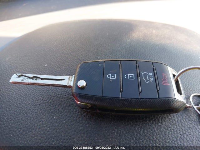 KIA Soul Base 2016 KNDJN2A29G7383651 Image 11
