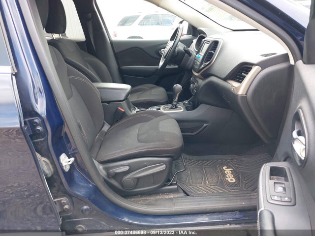1C4PJMCB7FW661417 Jeep Cherokee Latitude