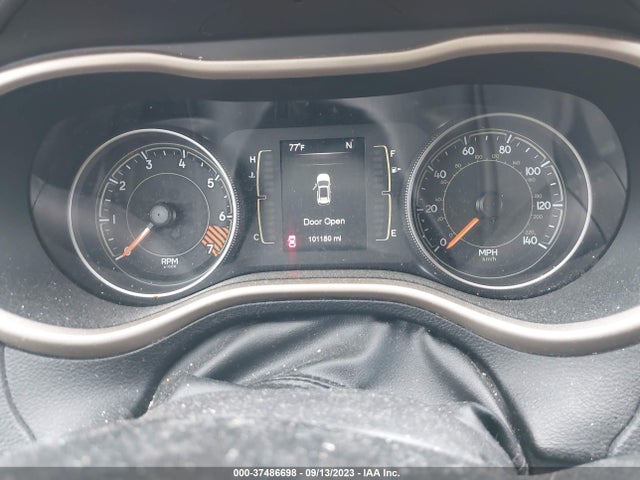 1C4PJMCB7FW661417 Jeep Cherokee Latitude