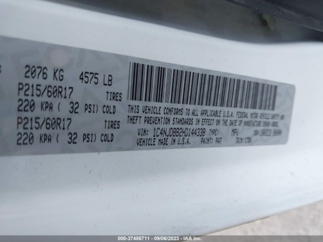 1C4NJDBB2HD144338 Jeep Compass Sport