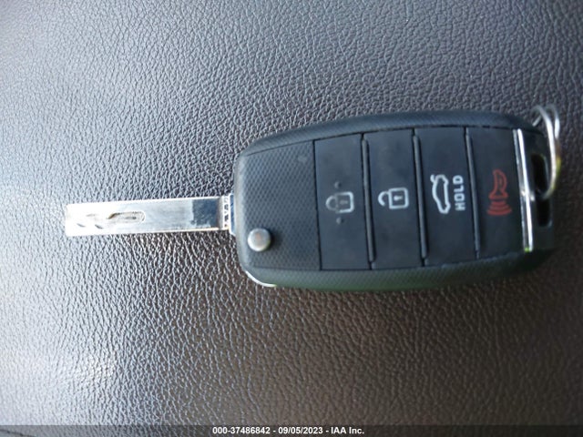 KIA Optima Lx 2019 5XXGT4L31KG362584 Image 11