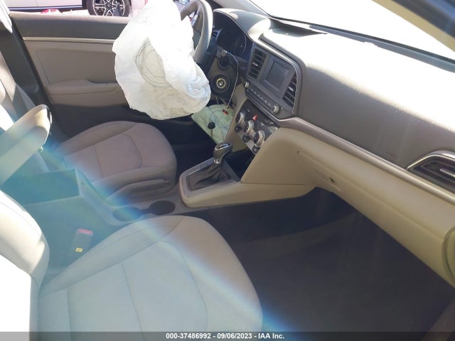 Hyundai ELANTRA SE 2019 KMHD74LF4KU811781 Image 11