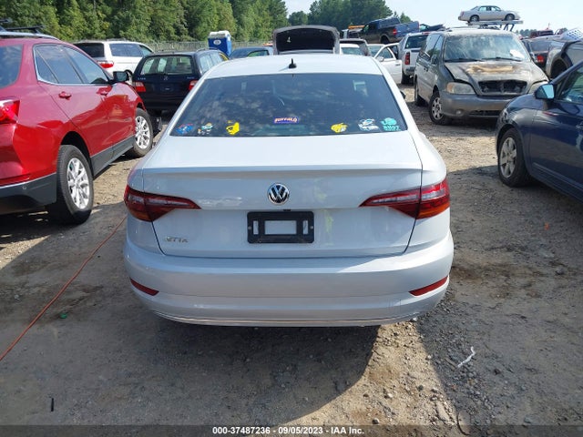3VWC57BU2KM130723 Volkswagen Jetta S/se/r-line