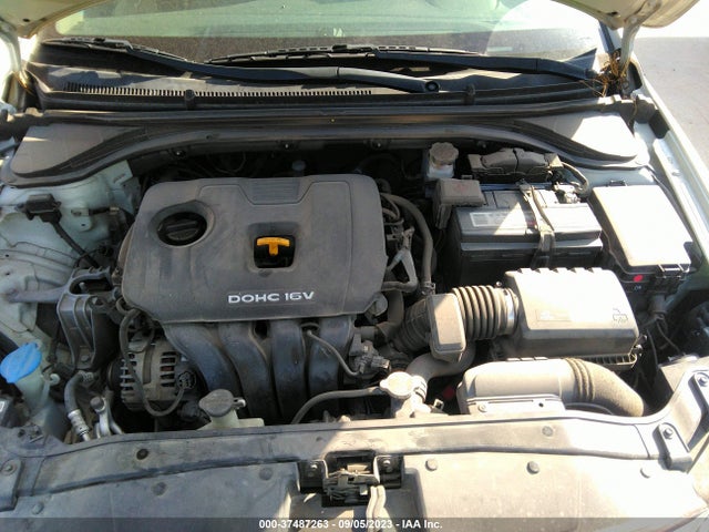 Hyundai ELANTRA SE 2017 KMHD74LFXHU095509 Image 10