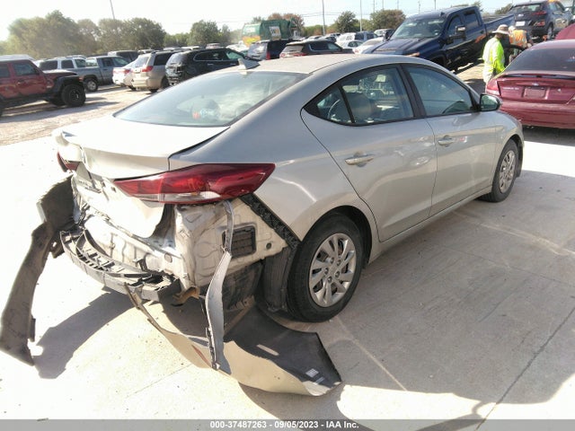 Hyundai ELANTRA SE 2017 KMHD74LFXHU095509 Image 4