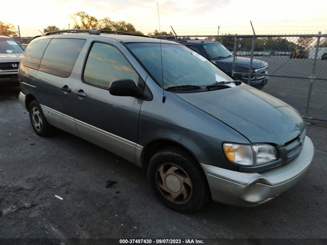1998 TOYOTA SIENNA LE/XLE VIN: 4T3ZF13C1WU047334