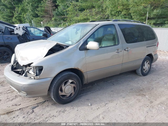 2001 TOYOTA SIENNA LE/XLE VIN: 4T3ZF13C01U379371