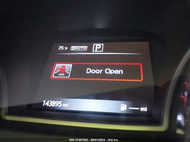 2017 NISSAN PATHFINDER SL VIN: 5N1DR2MM8HC602893