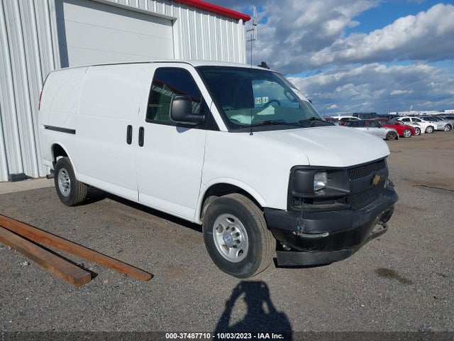 Chevrolet EXPRESS CARGO VAN 2017 1GCWGAFF5H1307578 Image 1