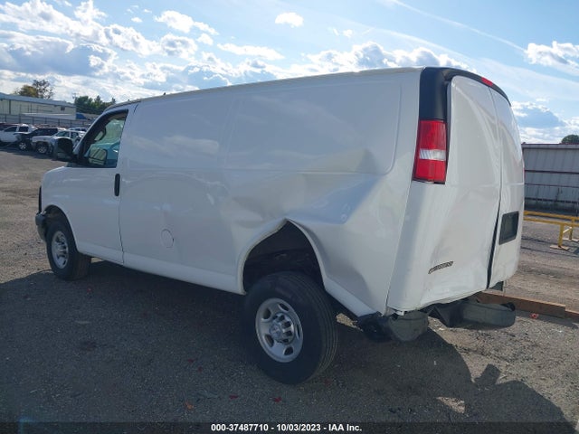 Chevrolet EXPRESS CARGO VAN 2017 1GCWGAFF5H1307578 Image 3