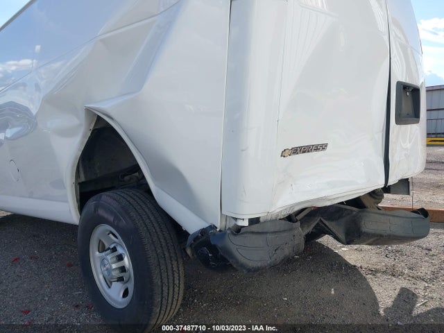 Chevrolet EXPRESS CARGO VAN 2017 1GCWGAFF5H1307578 Image 6