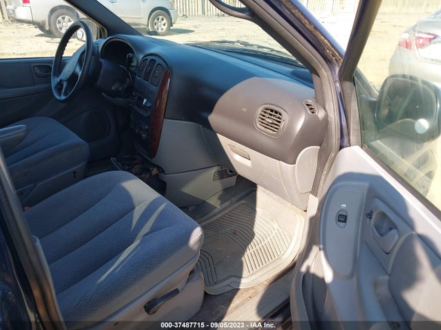 2004 CHRYSLER TOWN & COUNTRY LX VIN: 2C4GP44R14R599819
