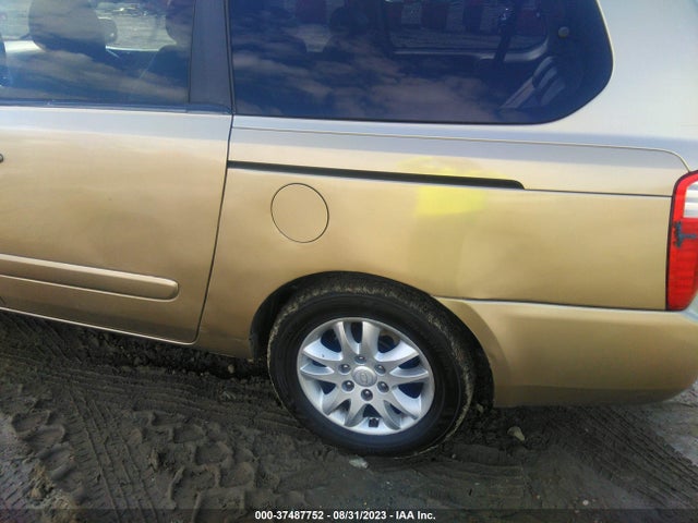 2008 KIA SEDONA EX VIN: KNDMB233786203716