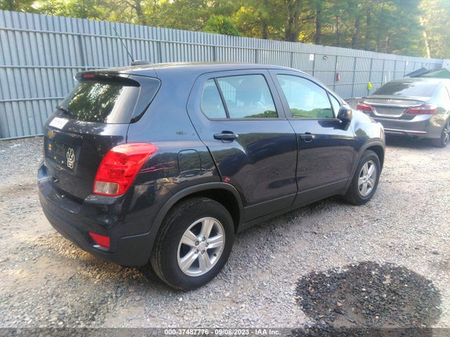 Chevrolet TRAX LS 2019 3GNCJKSB8KL256274 Image 4