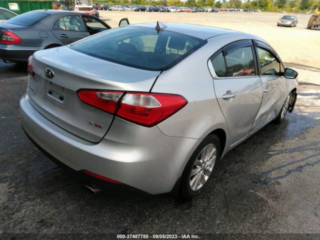 KNAFX4A83E5157403 KIA FORTE EX