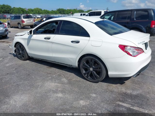 2016 MERCEDES-BENZ CLA 250 WDDSJ4EB3GN361944 Photo 2