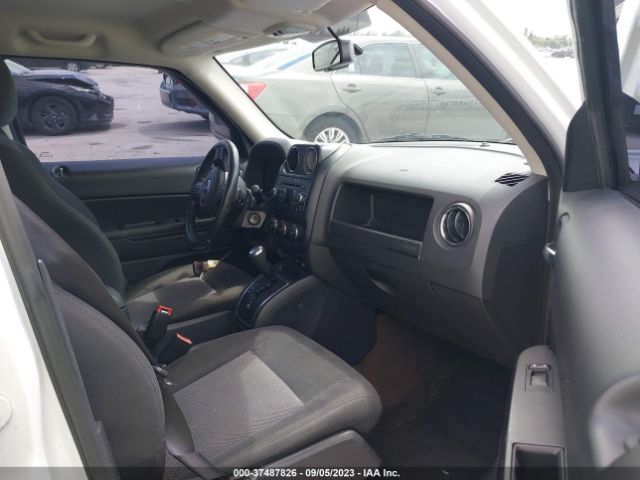 1C4NJPFB3HD183385 Jeep Patriot Latitude