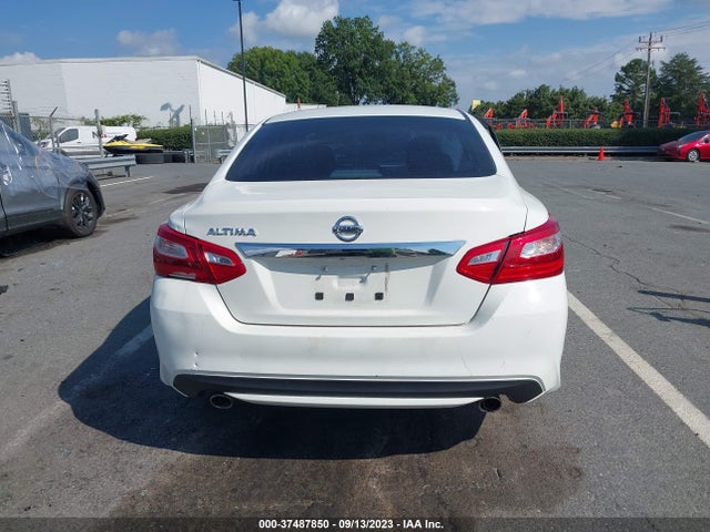 Nissan Altima 2.5 S 2016 1N4AL3AP2GN357904 Image 16