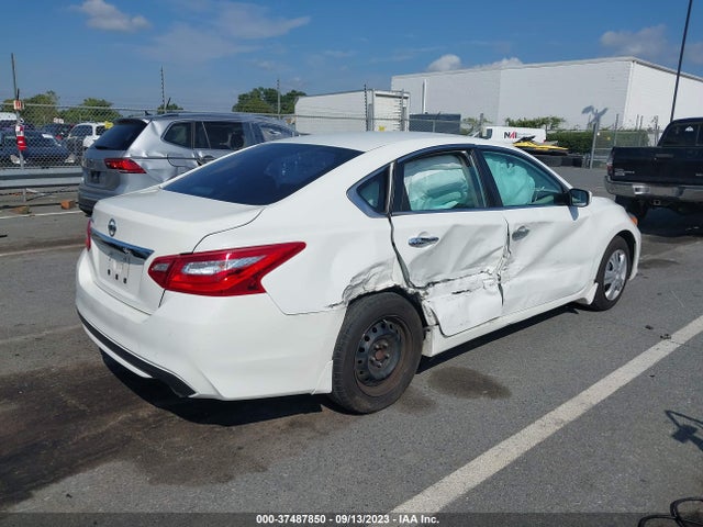 Nissan Altima 2.5 S 2016 1N4AL3AP2GN357904 Image 4