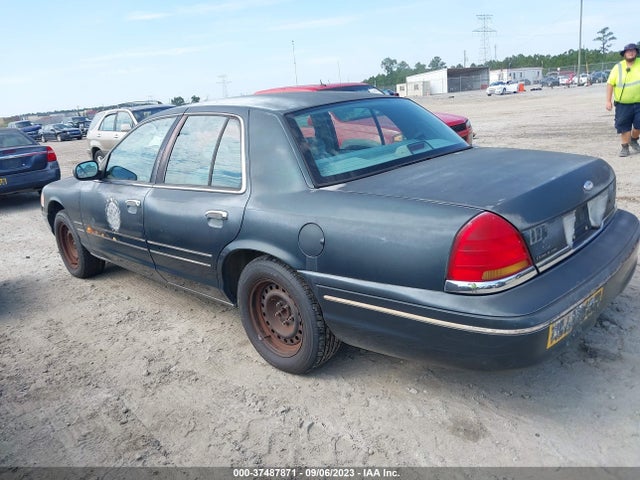 1998 FORD CROWN VICTORIA VIN: 2FAFP73W1WX153274