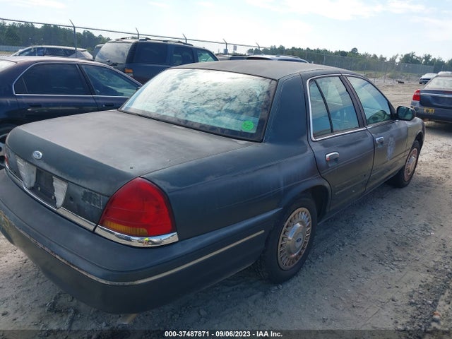 1998 FORD CROWN VICTORIA VIN: 2FAFP73W1WX153274
