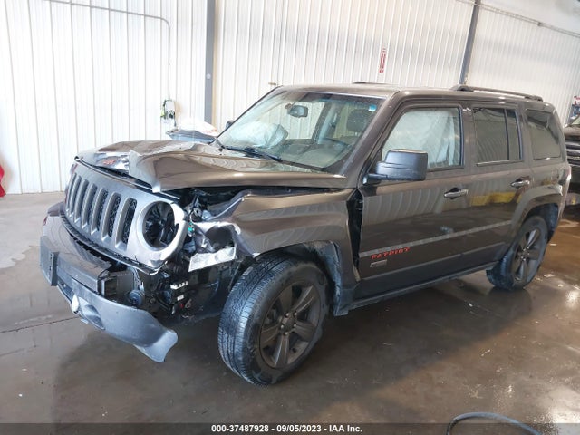 1C4NJPBB1GD790809 Jeep Patriot 75th Anniversary