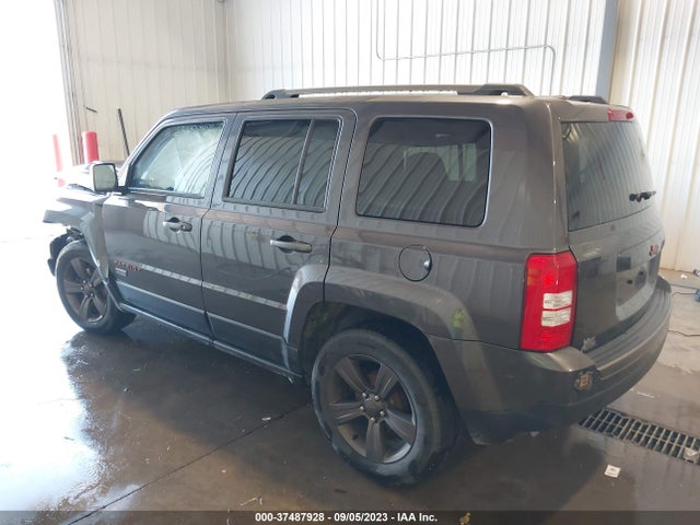 1C4NJPBB1GD790809 Jeep Patriot 75th Anniversary