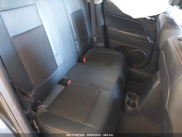 1C4NJPBB1GD790809 Jeep Patriot 75th Anniversary