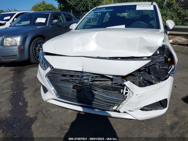 Hyundai ACCENT SE 2018 3KPC24A38JE011781 Image 12