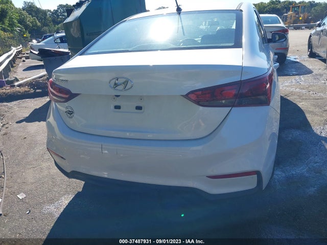 Hyundai ACCENT SE 2018 3KPC24A38JE011781 Image 16