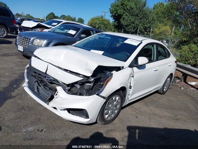 Hyundai ACCENT SE 2018 3KPC24A38JE011781 Image 2